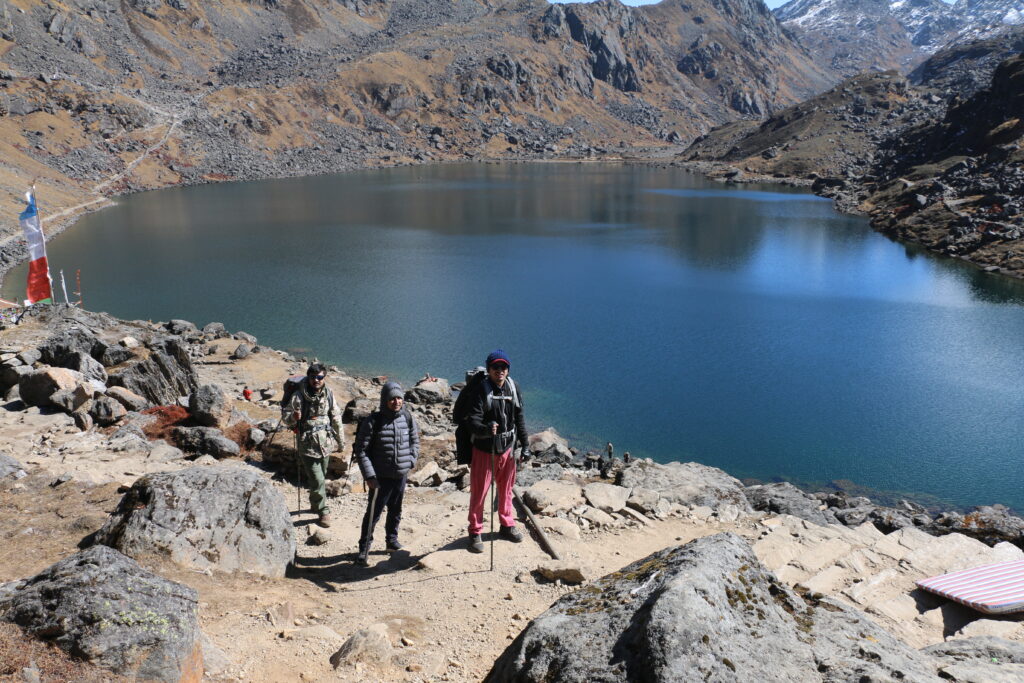 gosaikunda-helambu-trek-13-days-wonder-himalaya