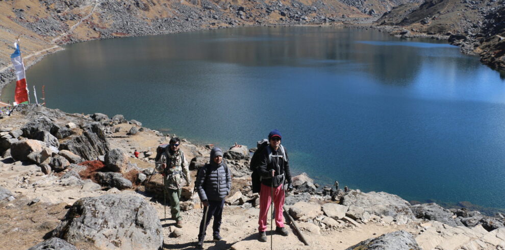 gosaikunda-helambu-trek-13-days-wonder-himalaya