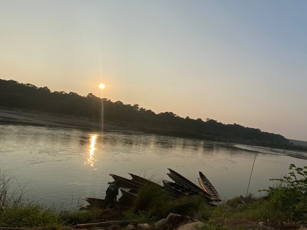 beauty-of-chitwan-jungle-safari-wonder-himalaya-nepal