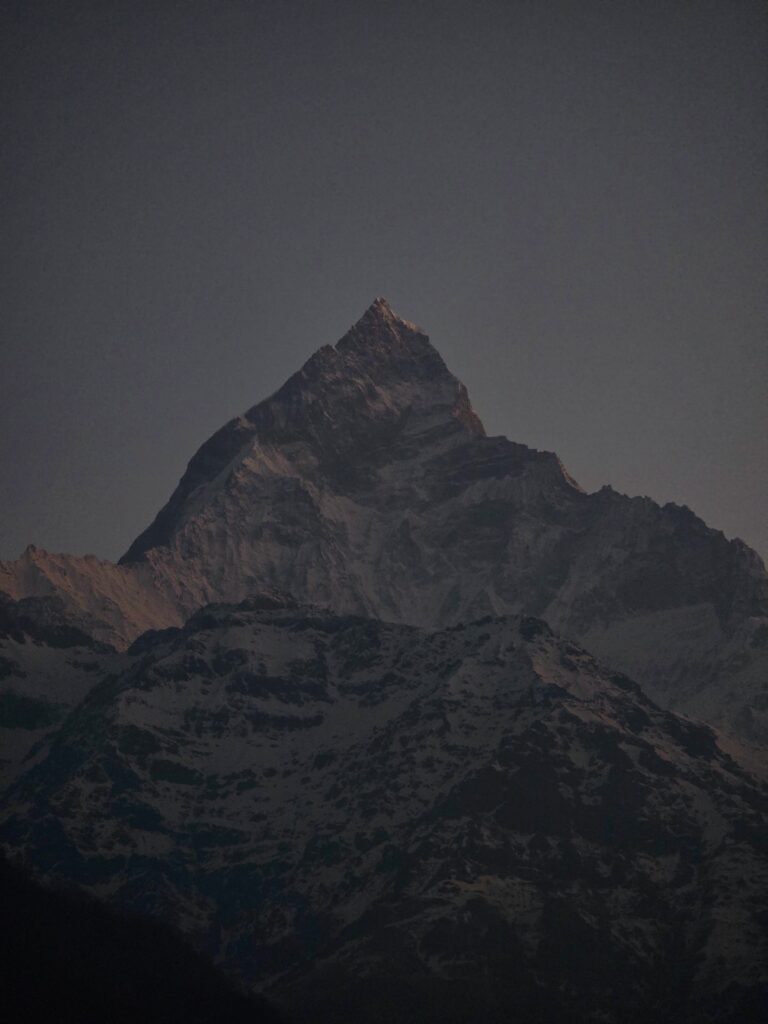 Khumai-dada-4N-5D-wonder-himalaya-tekking-easy-trek-jungle-forest-walk-machhapuchre